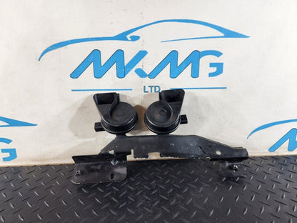 10-15 AUDI Q7 4L GENUINE PAIR OF TWO LOW TONE HORN SIREN SIGNAL 4L0951221A