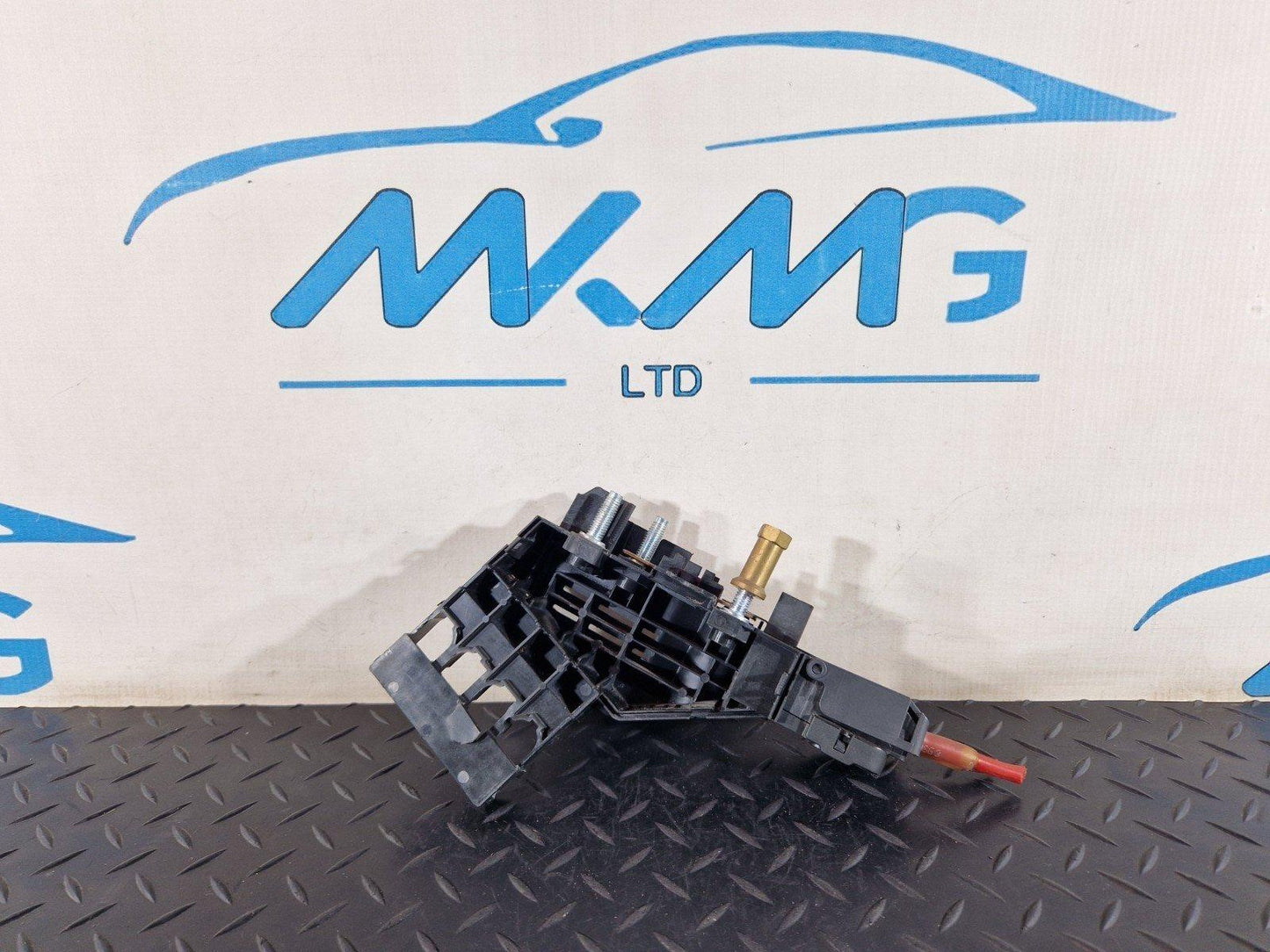 11-19 MERCEDES BENZ ML W166 FUSE BOX FRONT RELAY CONTROL UNIT MODULE A1665402450