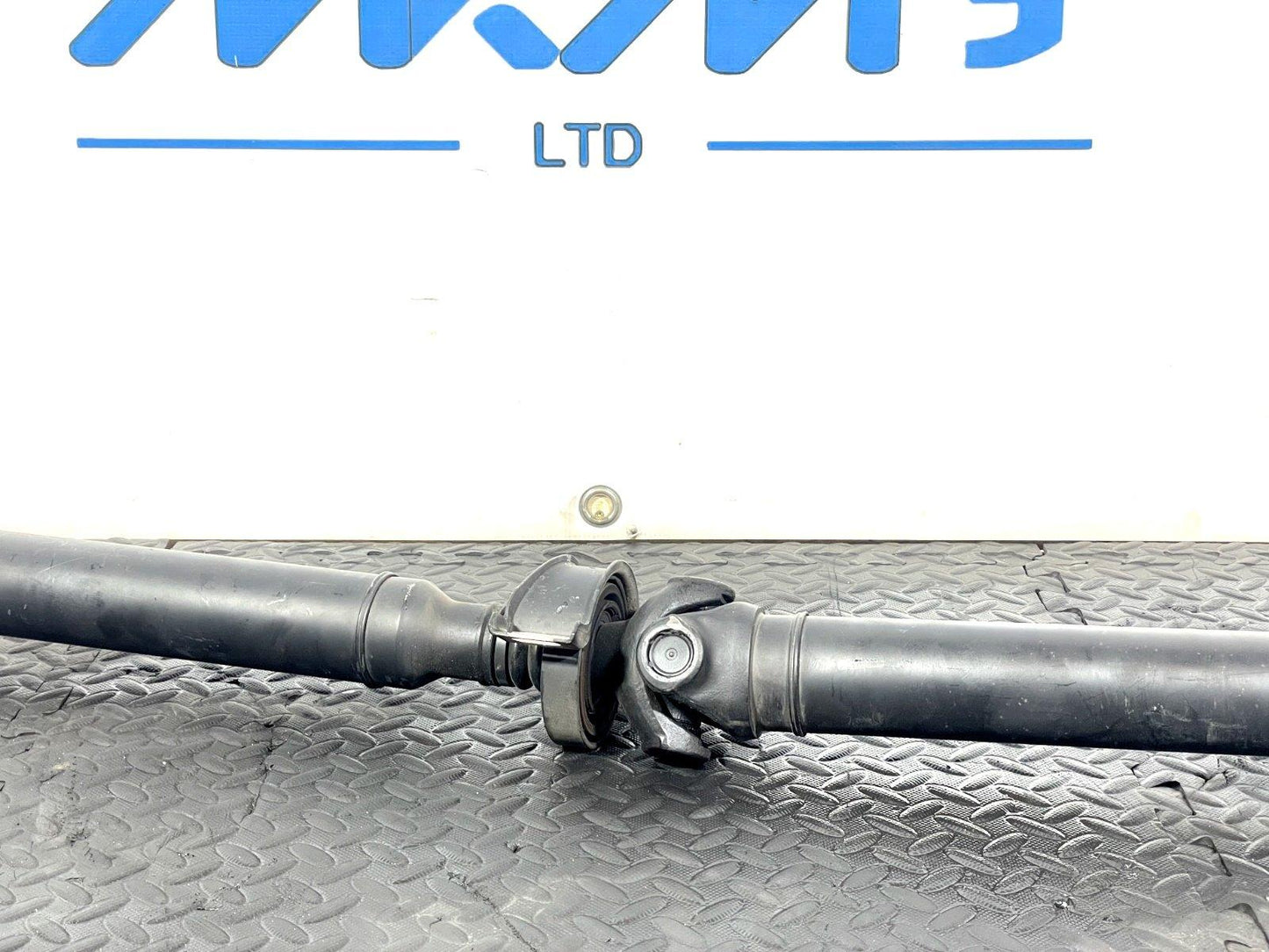 14-21 MERCEDES BENZ C300 W205 2.1 CDI HYBRID GENUINE PROPSHAFT A2054106202