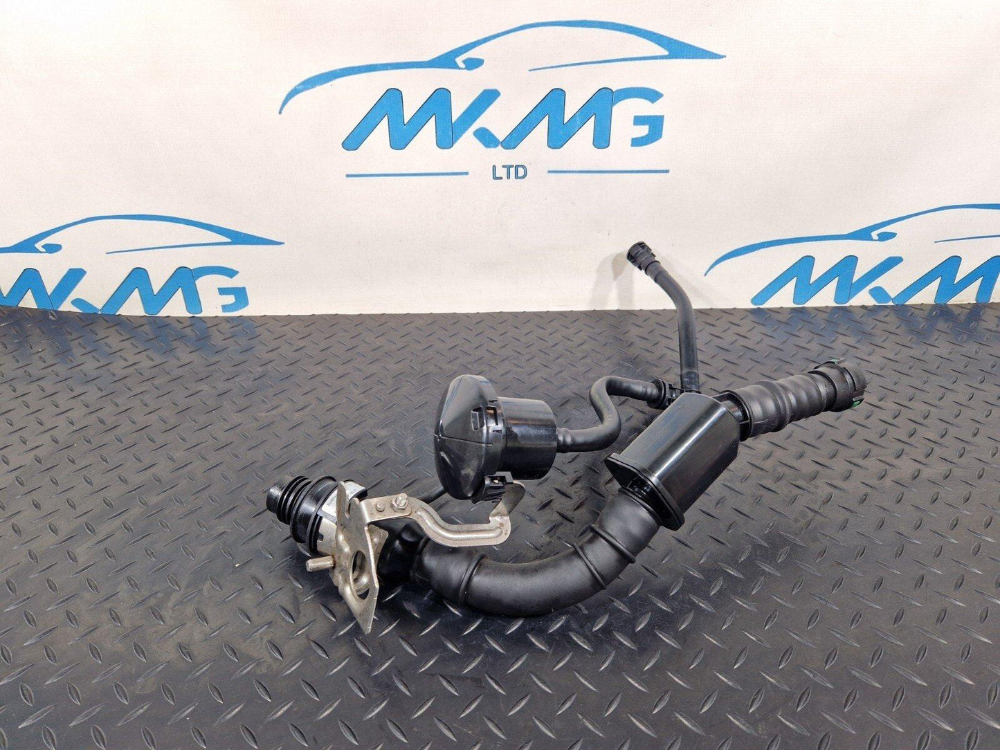 14-21 MERCEDES-BENZ C-CLASS C250D W205 FUEL TANK FILLER NECK PIPE A2054700426