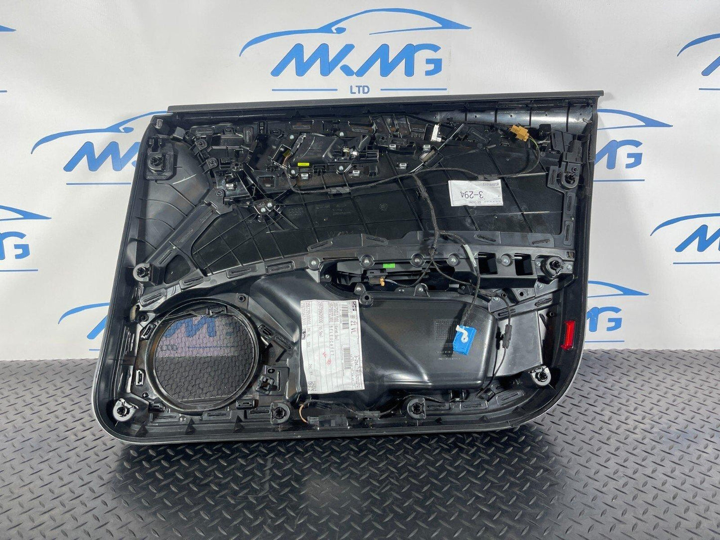 16-19 AUDI A4 B9 AVANT GENUINE FRONT PASSENGER SIDE DOOR CARD PANEL 8W0867133