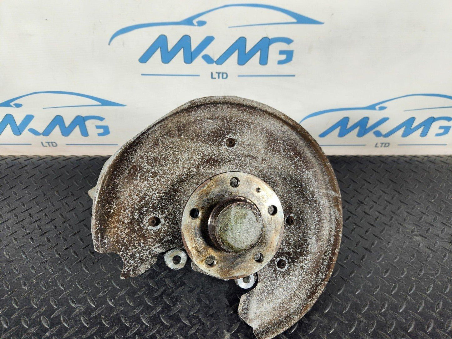 12-18 AUDI A6 C7 GENUINE REAR RIGHT DRIVER OSR WHEEL HUB 4G0505432E