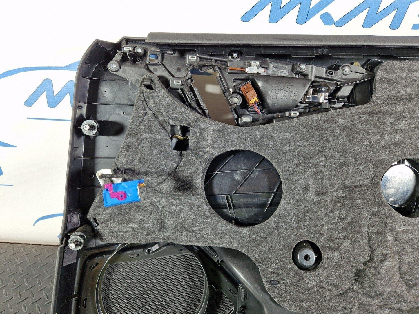 15-18 AUDI A7 4G GENUINE PASSENGER SIDE FRONT DOOR CARD 4G8837019A