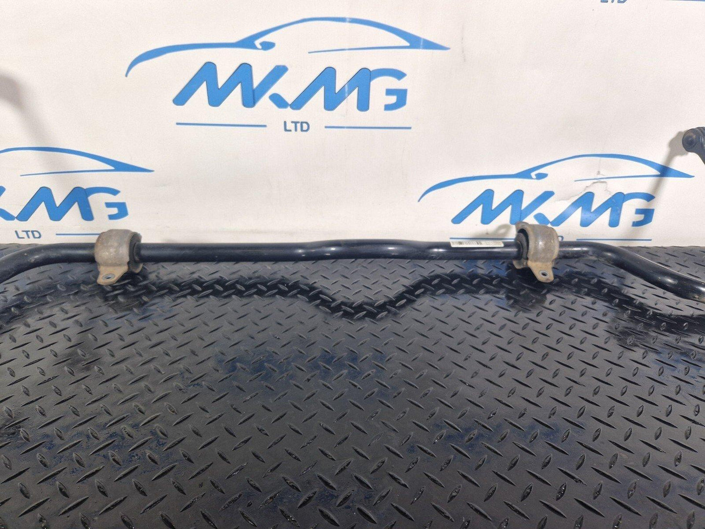 19-ON MERCEDES BENZ CLA C118 GENUINE FRONT ANTI ROLL BAR SWAY BAR A2473200711