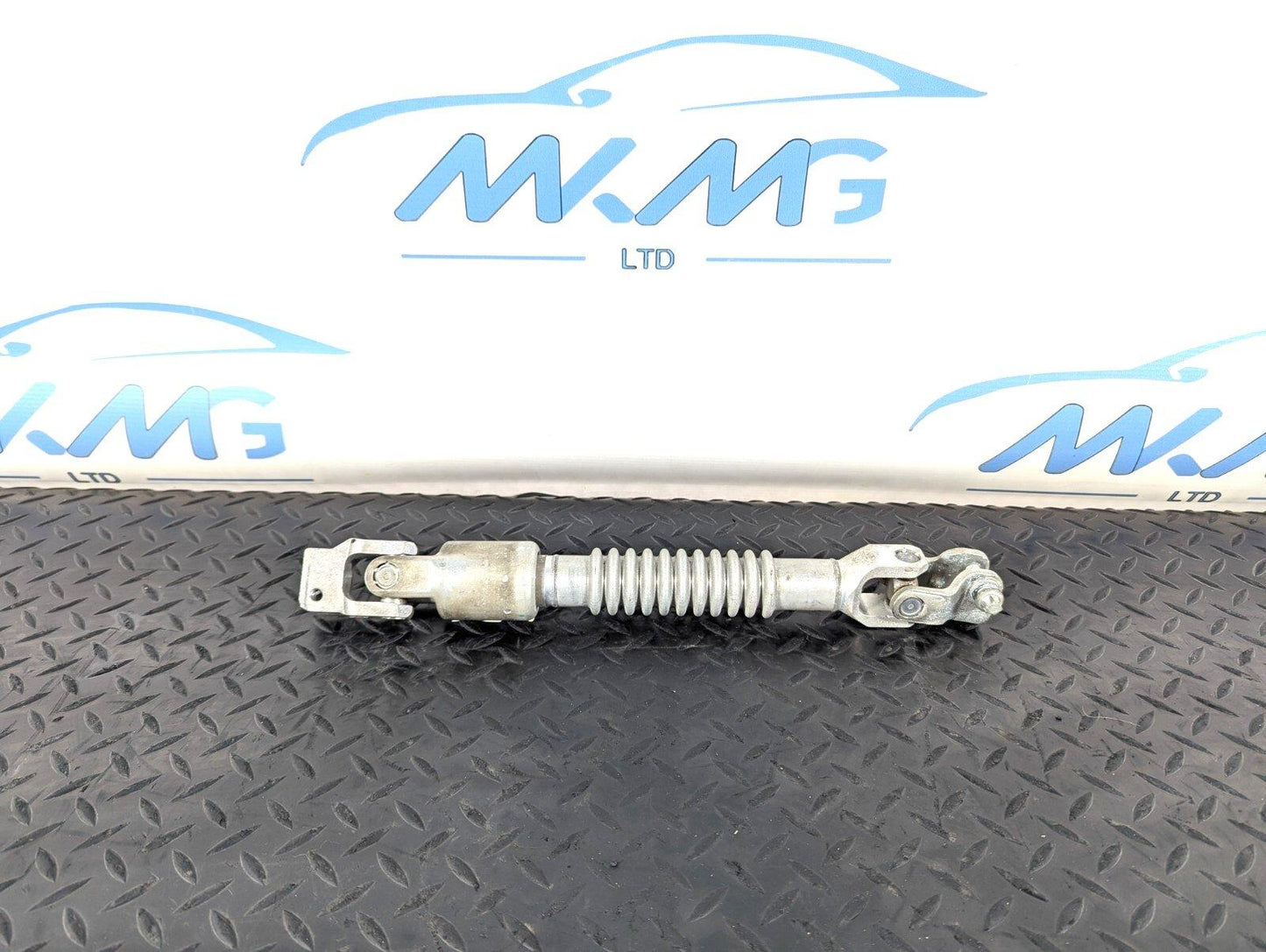 BMW 2 SERIES X1 X2 F39 F45 F46 F48 STEERING COLUMN KNUCKLE JOINT 59686565404