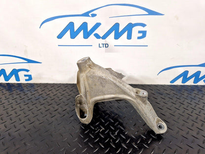 16-19 AUDI A4 B9 GENUINE LEFT N/S ENGINE MOUNT BRACKET 4M0199307AD