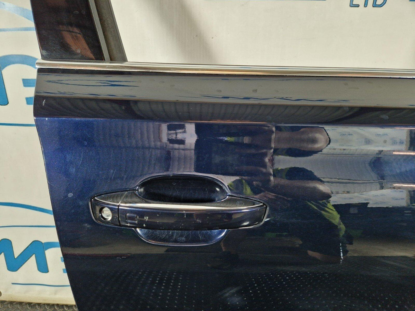 10-17 AUDI A8 4D GENUINE FRONT RIGTH O/S COMPLETE DOOR IN BLUE LZ5D