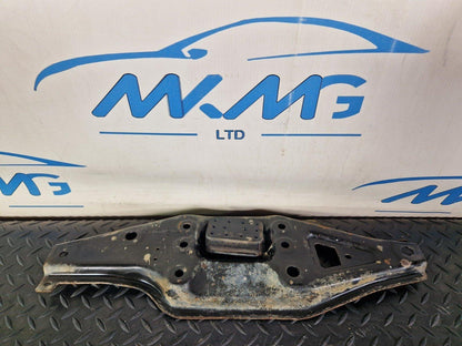 18-ON MERCEDES SPRINTER W907 FRONT BRACKET RIGHT LOWER MOUNT PLATE A9076220800