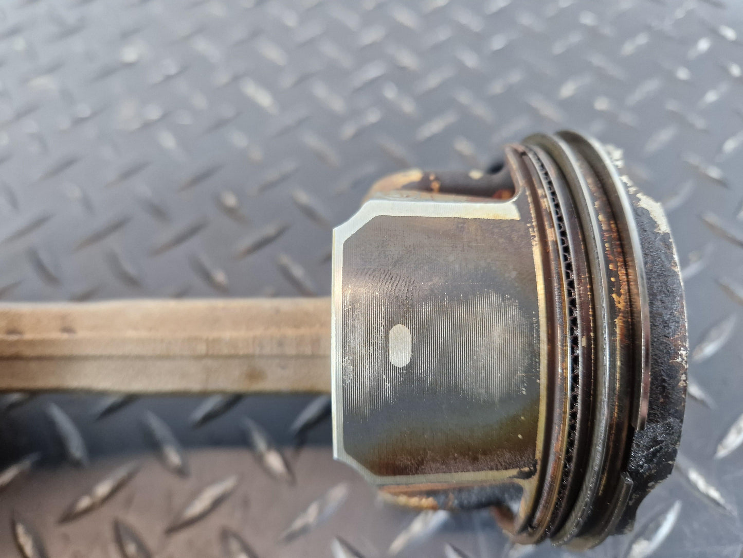 Range Rover Evoque L551 2.0 Petrol AJ20P4 Piston Con Rod