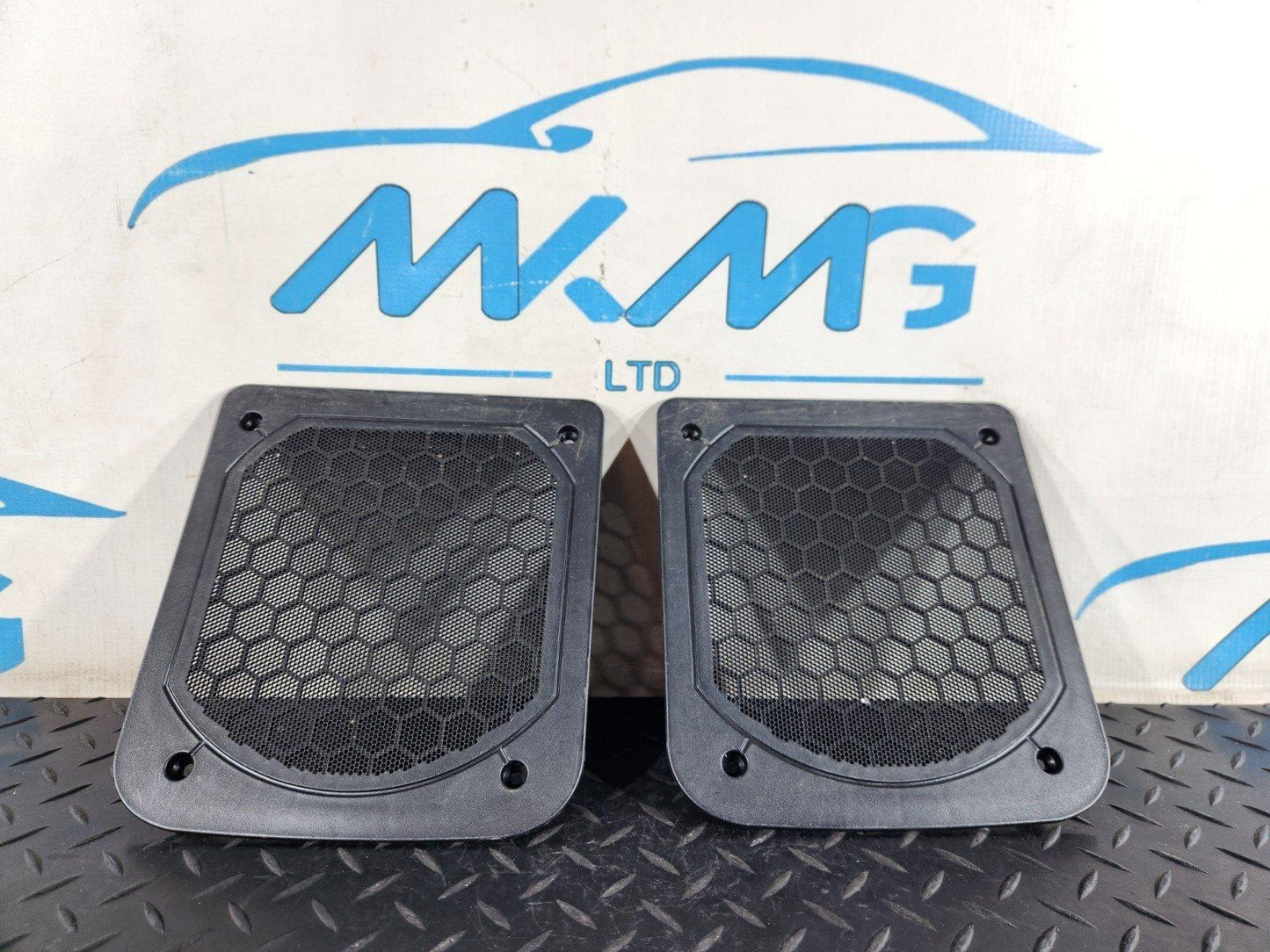 Set of 2 Speaker Covers Grille Mini F60 BMW F45 F39 9265334