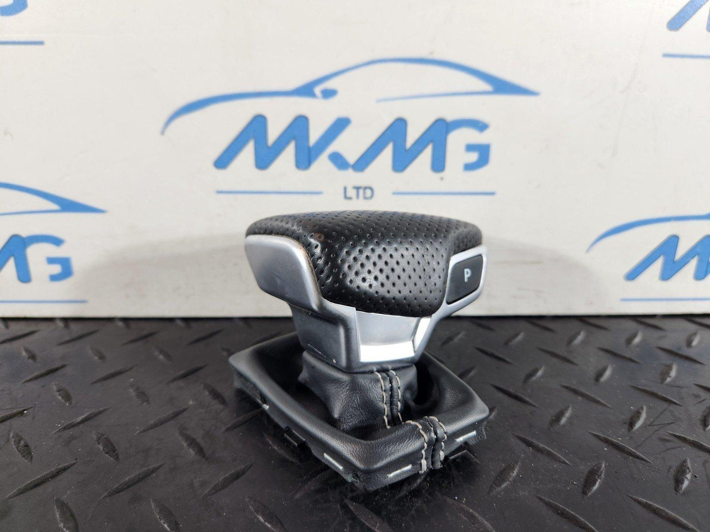 16-20 AUDI Q7 4M GEAR SELECTOR KNOB SHIFTER LEVER LEATHER 4M2713140F 4M2713139F