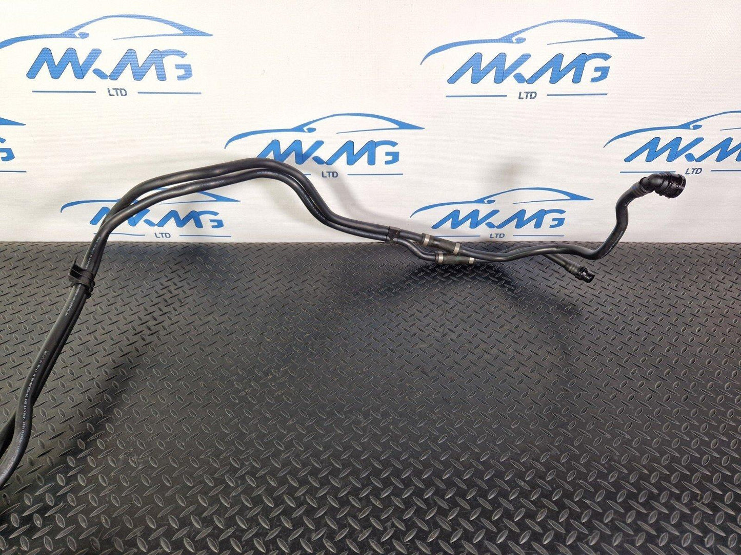 14-21 MERCEDES BENZ C300h W205 WATER COOLANT PIPES HOSE A2055010591