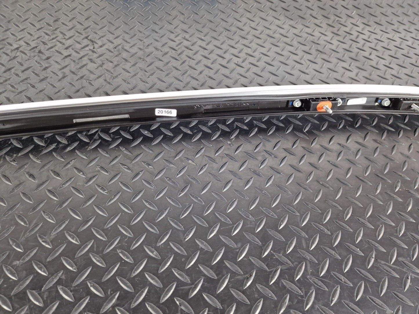 14-20 MERCEDES BENZ GLA 200 X156 LEFT PASSENGER SIDE N/S ROOF RAIL A1568900393