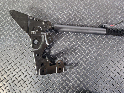 15-18 AUDI A7 4G OEM REAR RIGHT SIDE O/S ELECTRIC BOOT TAILGATE STRUT 4G8827852F