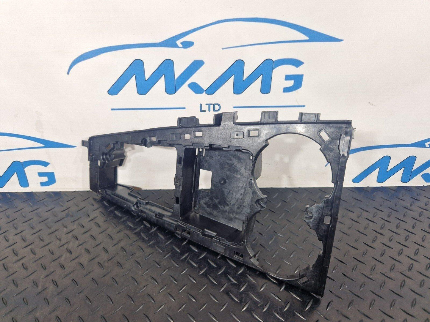 16-19 AUDI A4 B9 CENTRE CONSOLE TRIM 8W2864261A