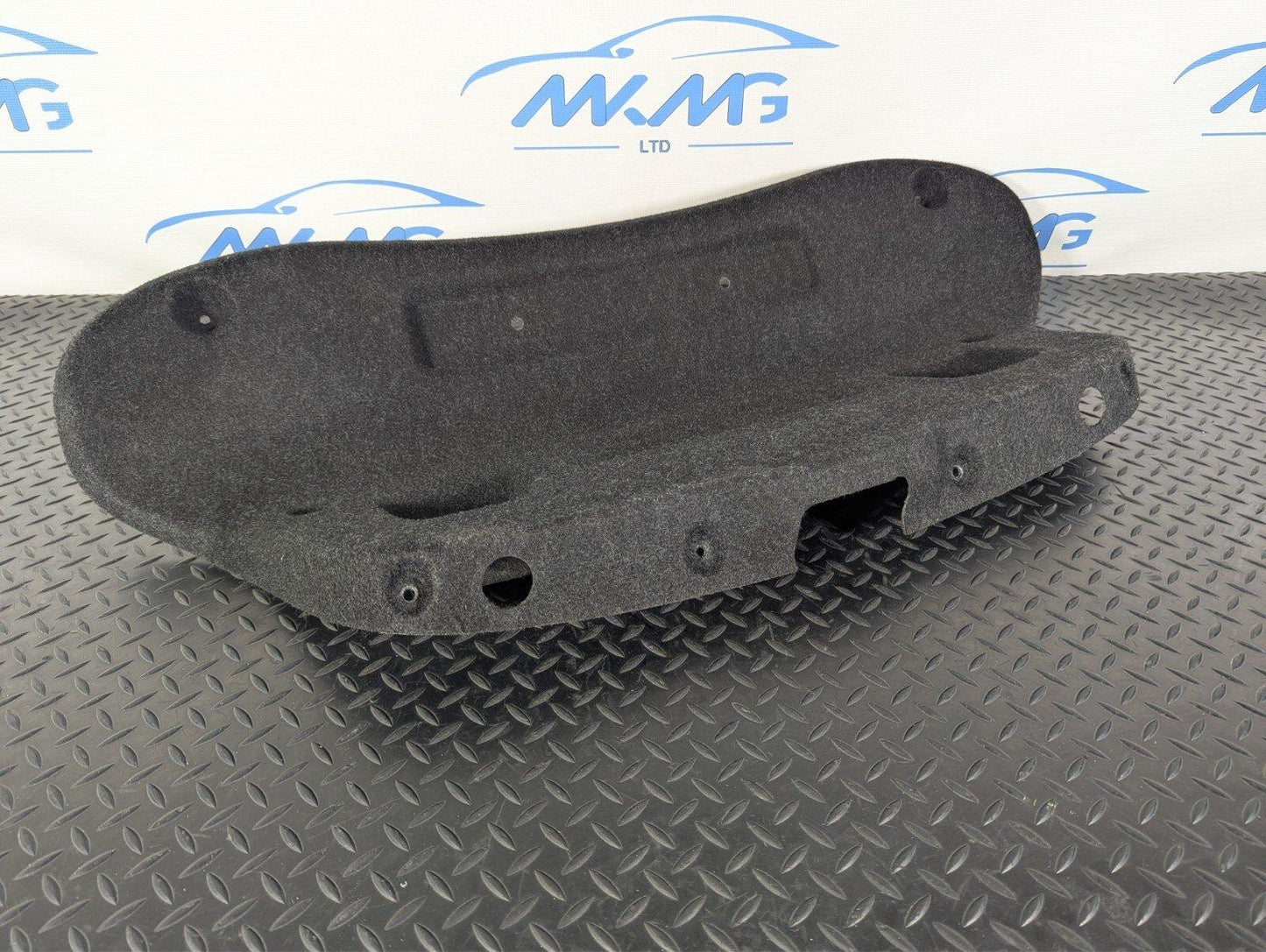 14-16 BMW 2 SERIES F22 REAR BOOT TRUNK LID PARTITION TRIM PANEL 7304562