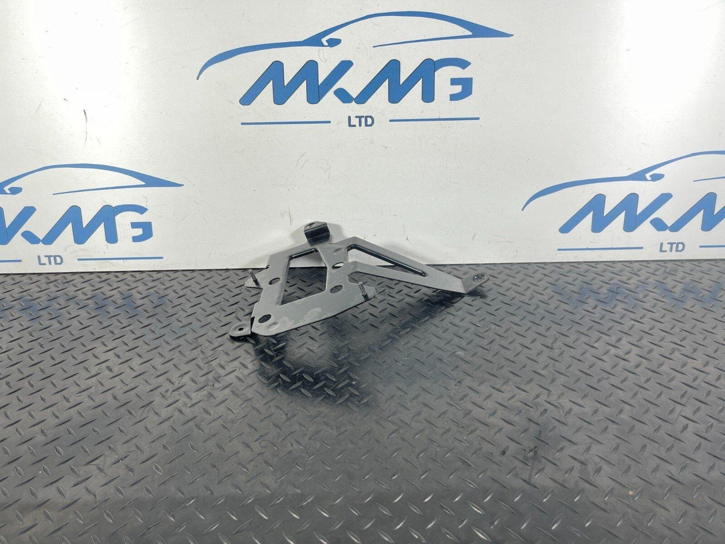 17-20 VW GOLF MK7.5 HIGH VOLTAGE HEATER CORE BRACKET 5QE819134A