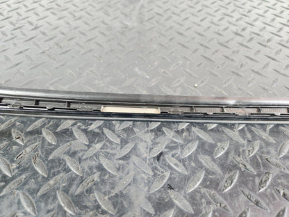 11-19 MERCEDES BENZ ML W166 GENUINE RIGHT O/S FRONT WINDSHIELD TRIM A1666901280