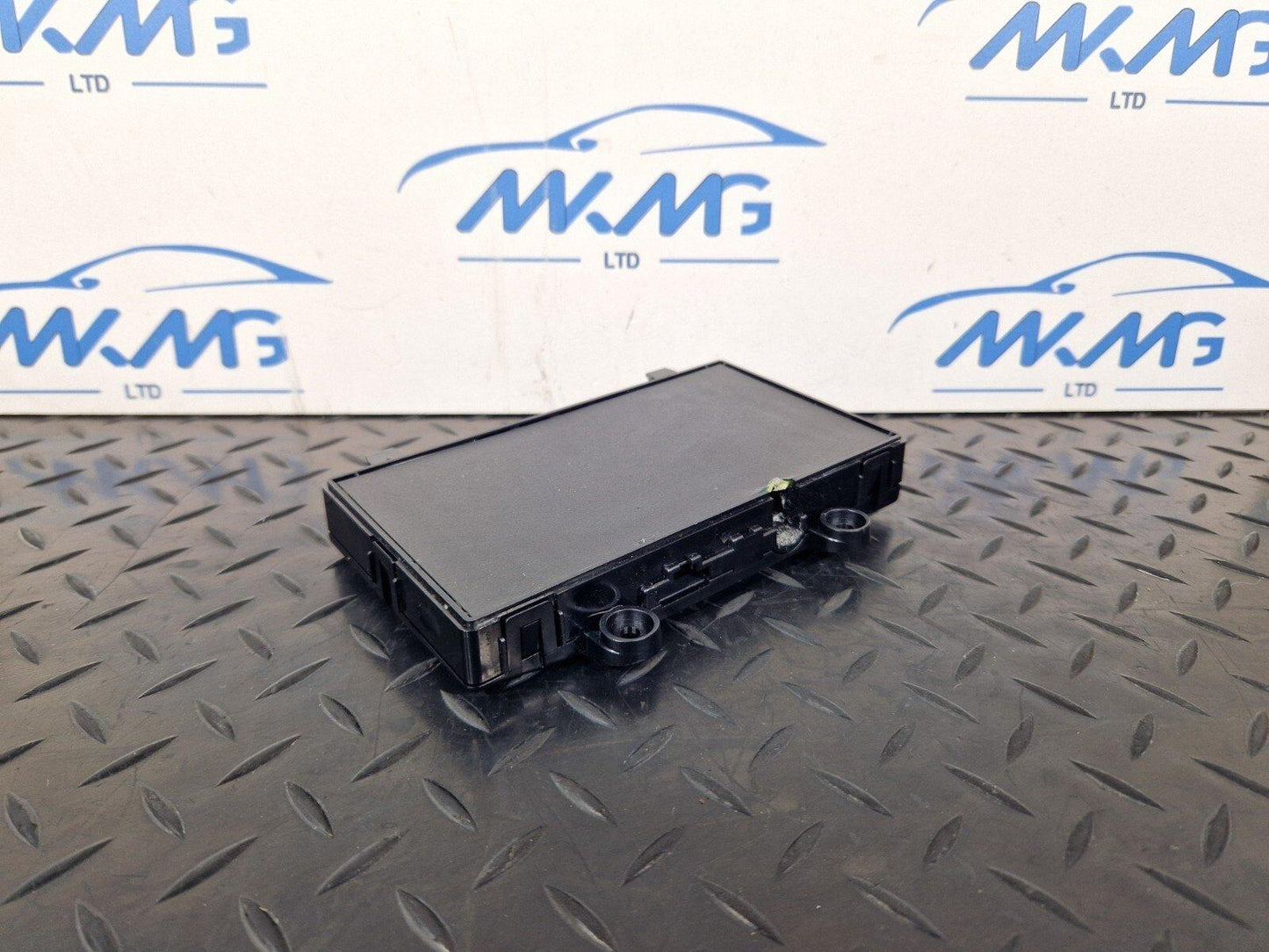 18-ON MERCEDES BENZ A CLASS W177 TELEMATIC CONTROL MODULE A1679008309