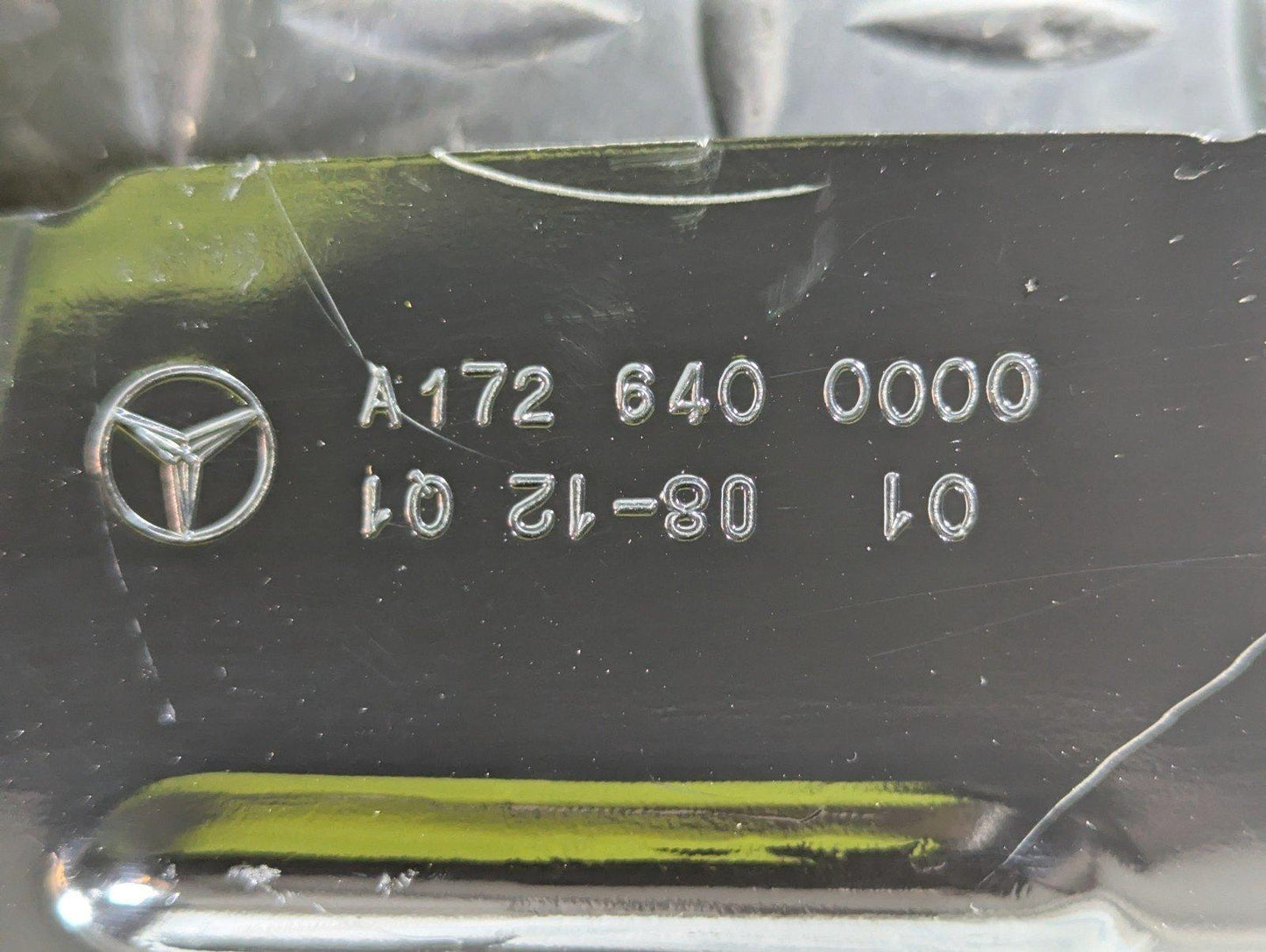 13-19 MERCEDES BENZ CLA C117 LEFT SIDE FLOOR BODY PLATE TRIM BRACKET A1726400000
