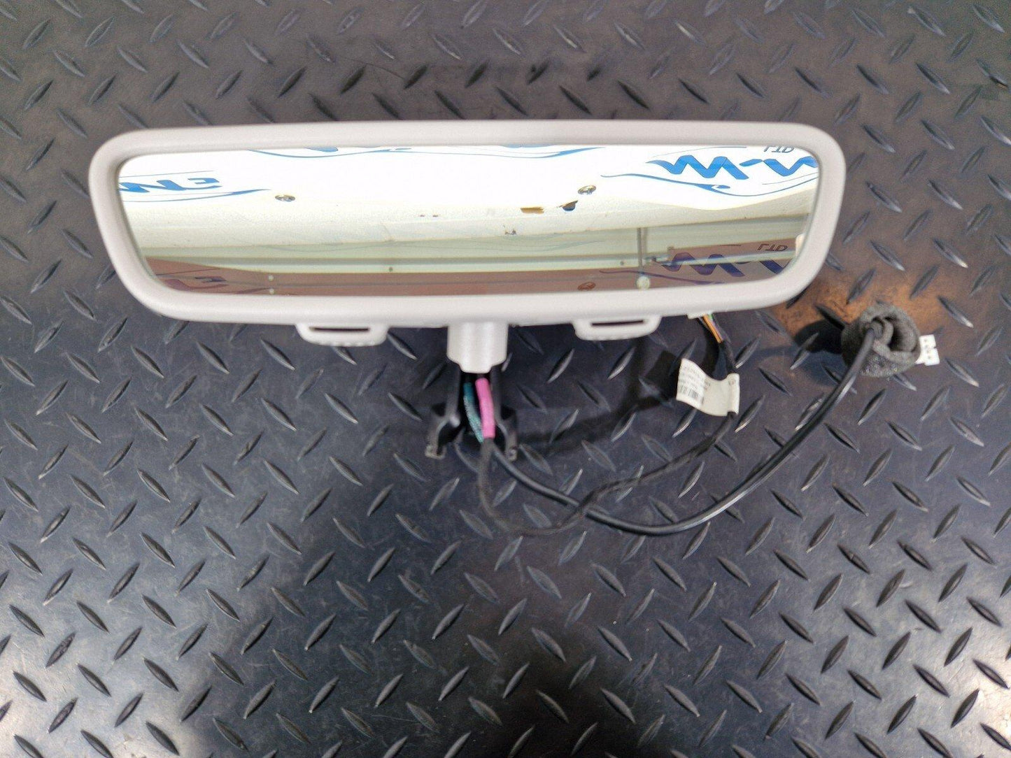 14-21 MERCEDES BENZ C200 W205 OEM AUTO DIM REAR VIEW MIRROR A2228100217