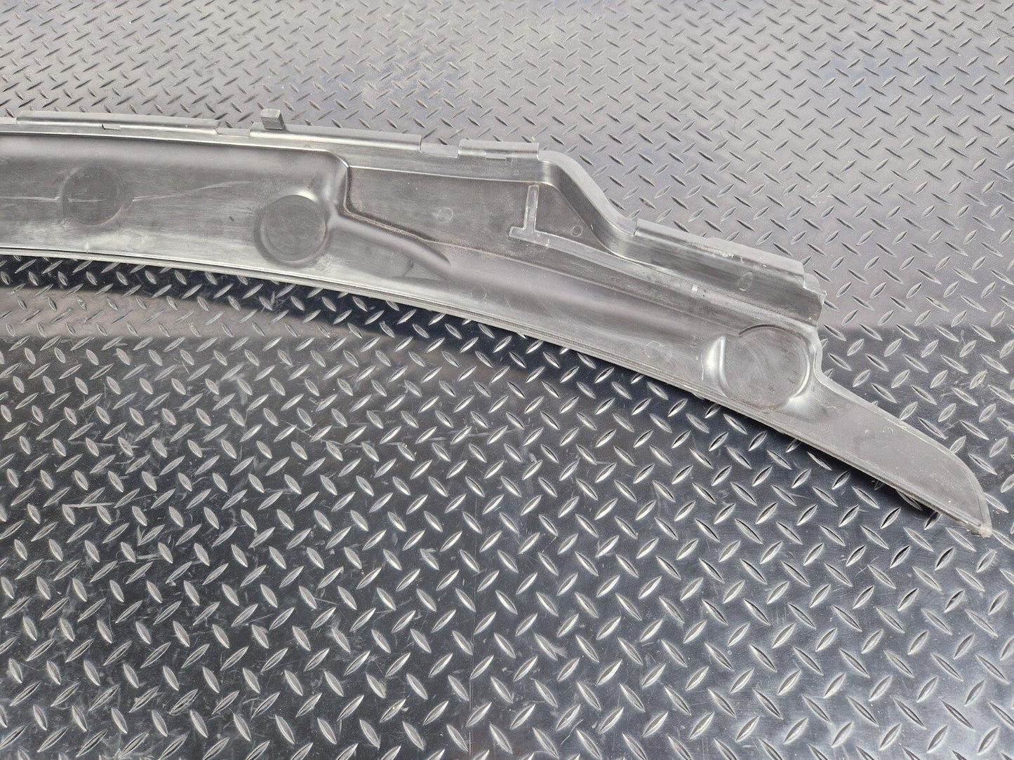 14-21 BMW 2 SERIES F45 F46 FRONT WINDSCREEN SCUTTLE PANEL 7301016 7305485