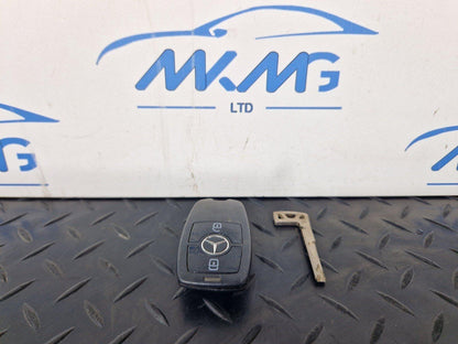 18-ON MERCEDES BENZ SPRINTER W907 SPRINTER KEY FOB REMOTE A2479052303