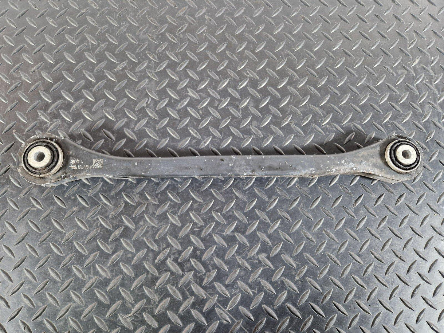 16-19 AUDI A4 AVANT B9 GENUINE REAR CONTROL ARM FITS LEFT & RIGHT 8W0501531D