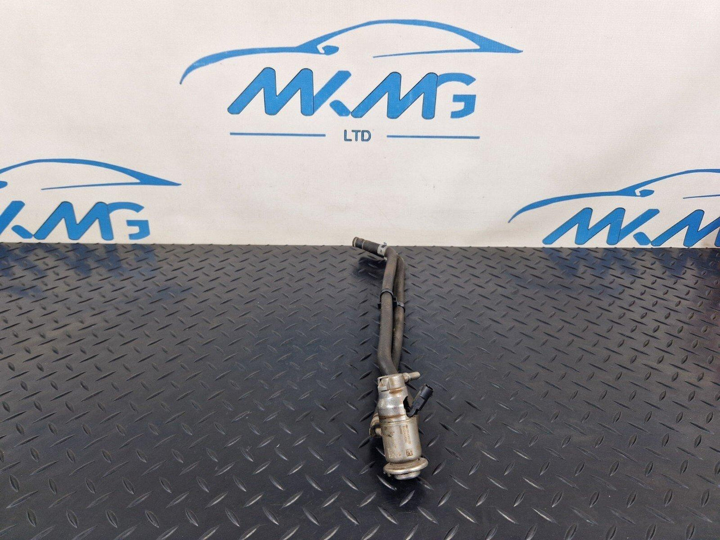 18-ON MERCEDES BENZ SPRINTER W907 W910 GENUINE ADBLUE INJECTOR A9104930000