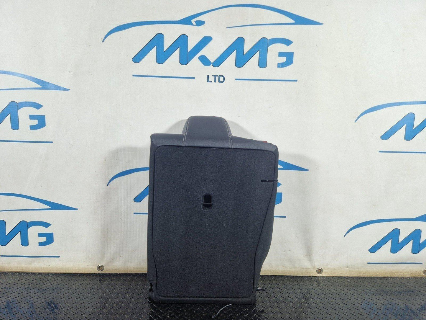 13-19 MERCEDES BENZ CLA C117 REAR RIGHT O/S HALF LEATHER BACKREST SEAT