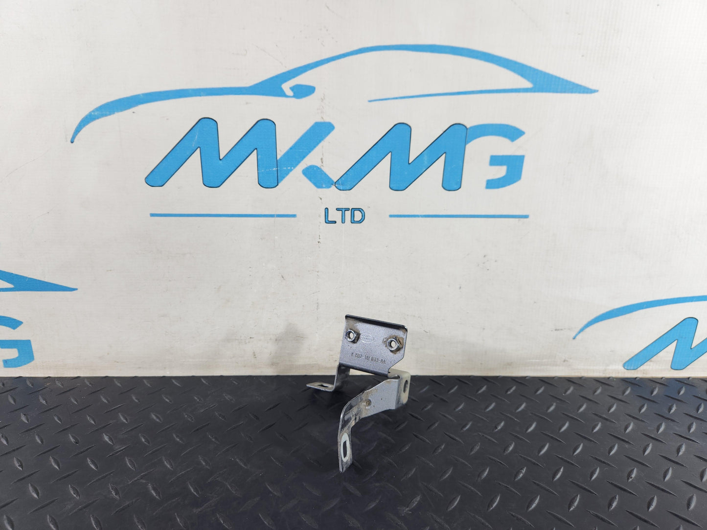 Land Rover Range Rover Evoque L551 SUV Front Left Fender Bracket K8D2-16E033-AA