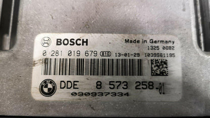 2013 BMW 318D SE 2.0D F30 (2012-2015) ENGINE ECU 8573258 0281019679