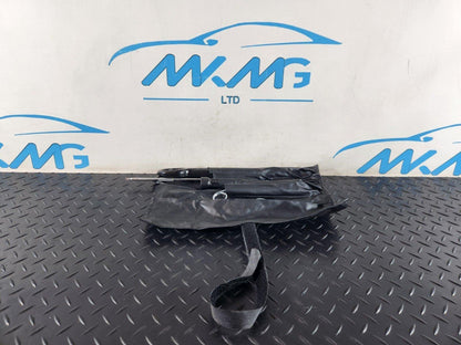 16-20 AUDI Q7 4M GENUINE BOOT TOOLKIT