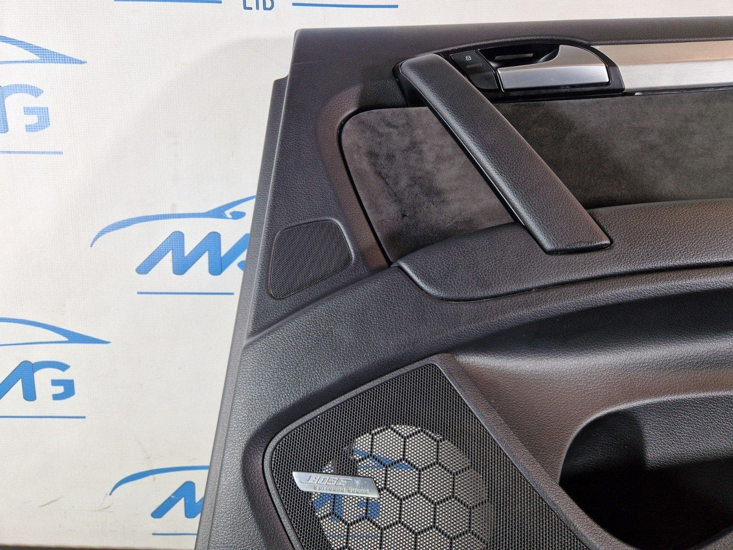 10-15 AUDI Q7 4L GENUINE OEM REAR RIGHT SIDE DOOR CARD 4L0867306