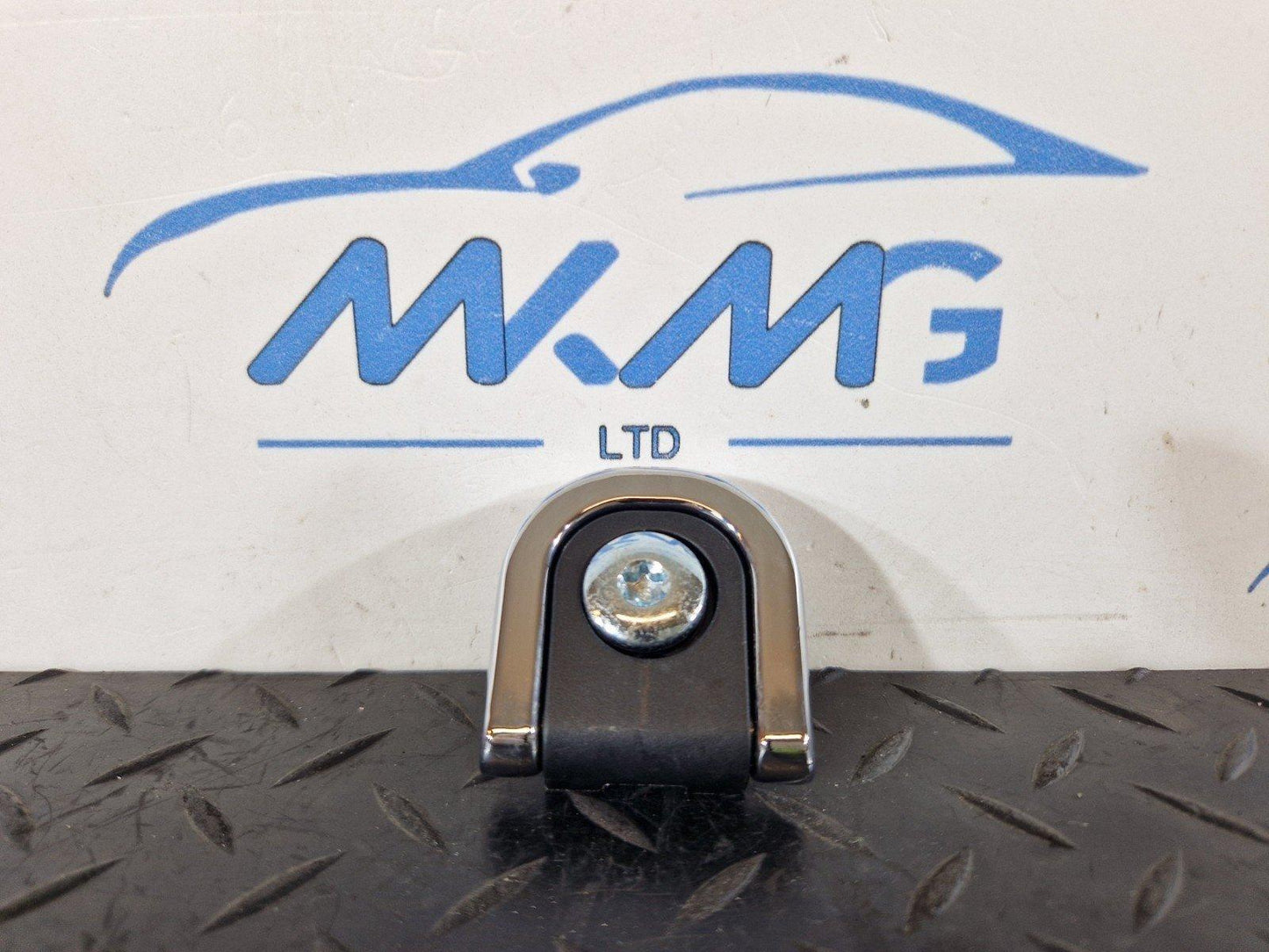 19-ON RANGE ROVER EVOQUE L551 GENUINE TRUNK BOOT TIE DOWN CARGO HOOKS X4