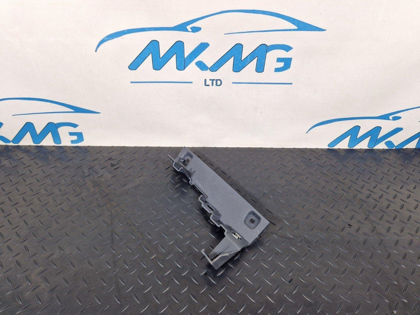 18-ON MERCEDES BENZ SPRINTER W907 W910 DASHBOARD TRIM COVER PANEL A9106806900