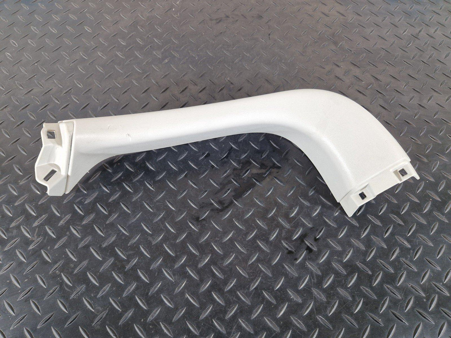 14-19 LAND ROVER L550 DISCOVERY SPORT RIGHT TAILGATE SIDE TRIM FK7244250AE8LBM
