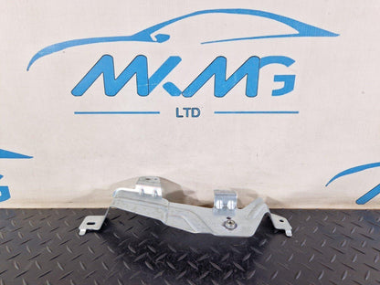 11-19 MERCEDES BENZ ML W166 GENUINE BOOT LINER RIGHT SIDE BRACKET A1668601014