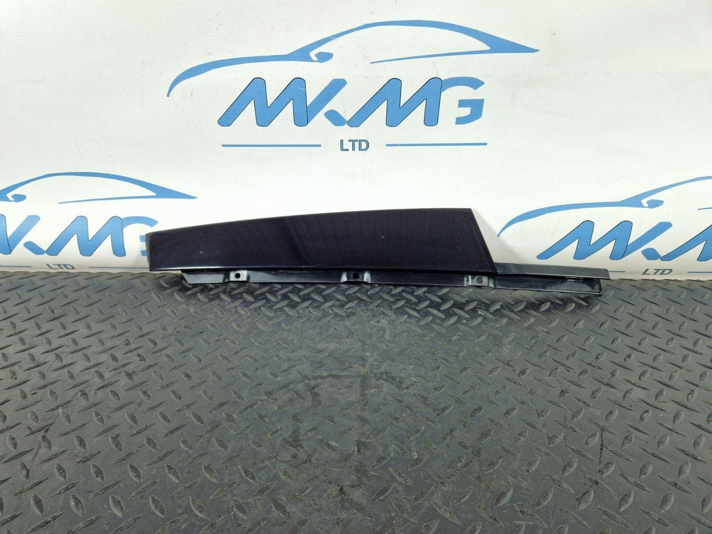 10-17 AUDI A8 4H PASSENGER SIDE FRONT DOOR EXTERIOR TRIM COVER 4H0837901