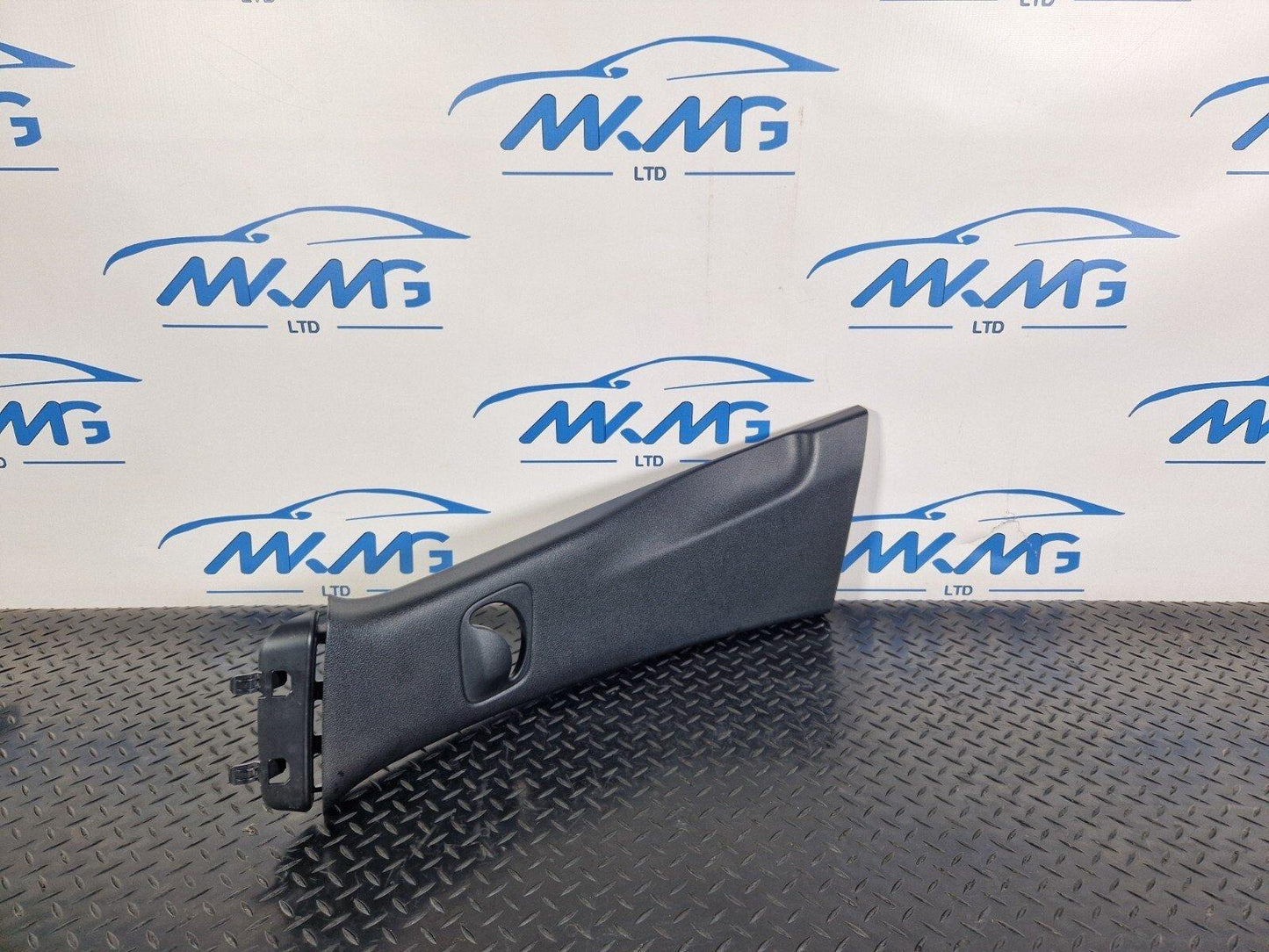 GENUINE MERCEDES A CLASS W177 PASSENGER SIDE TOP B PILLAR TRIM A1776900200