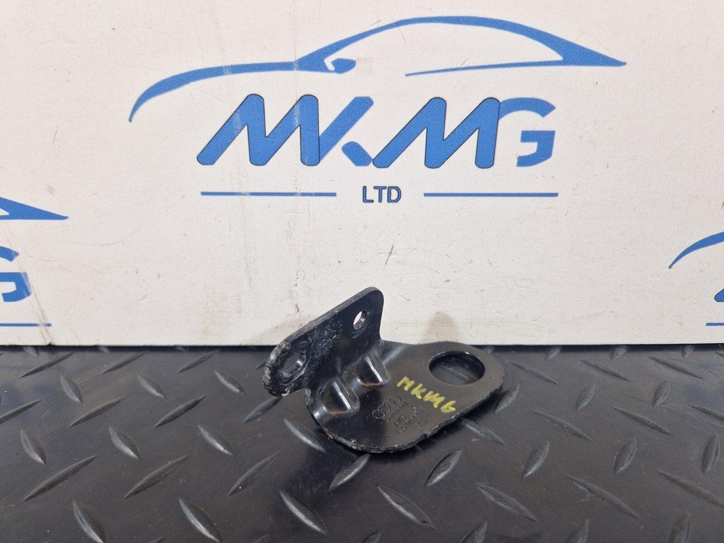 12-18 AUDI A6 C7  COOLANT RESERVOIR MOUNT/ BRACKET 4G0121214AF