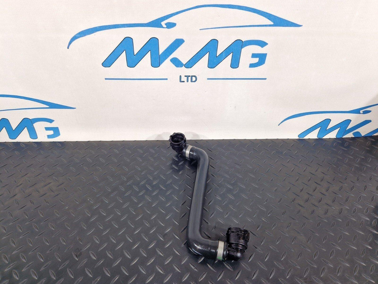 19-ON MERCEDES BENZ CLA C118 WATER COOLANT RADIATOR PIPE A2475011164