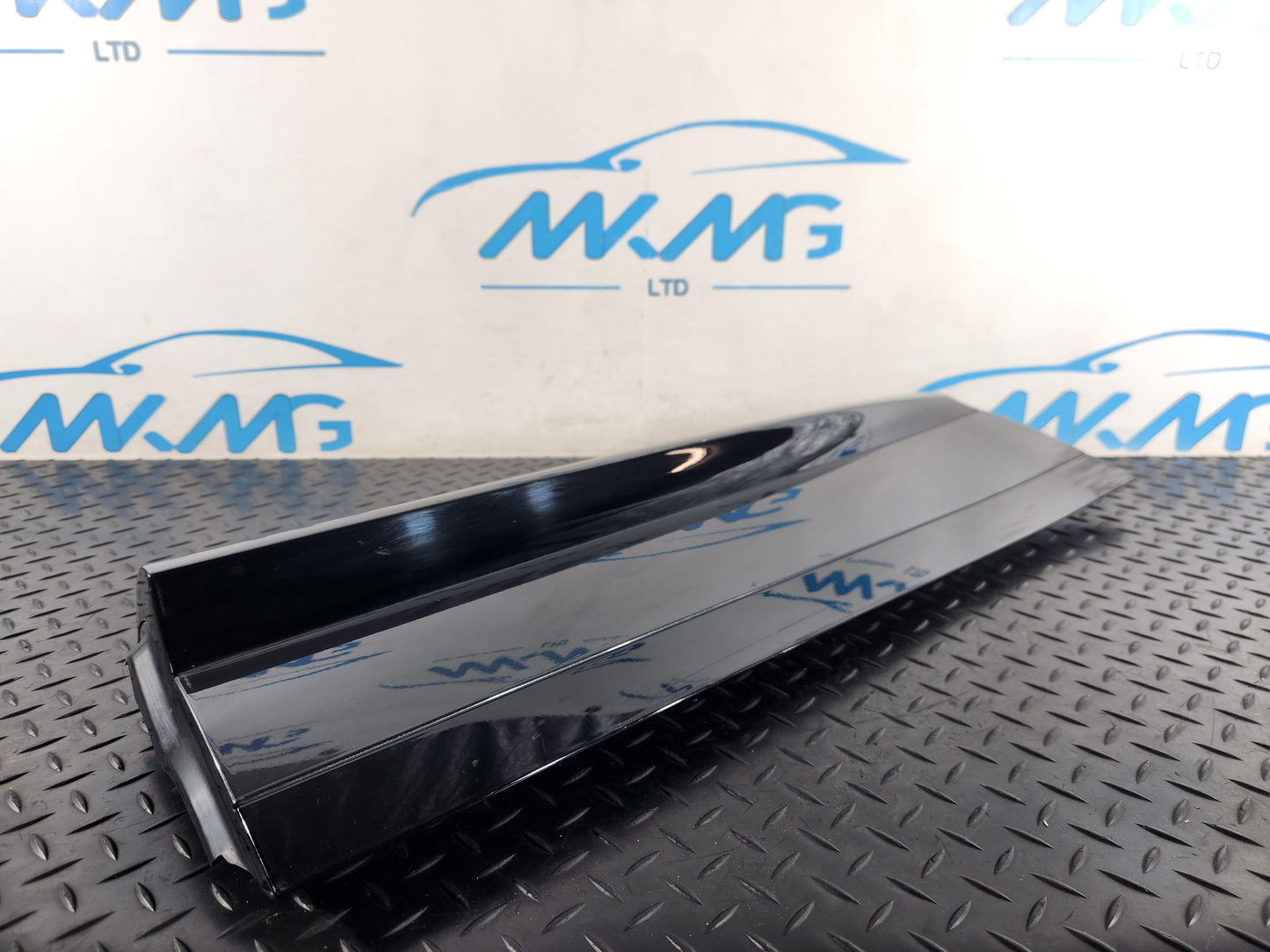 Land Rover Range Rover Evoque L551 REAR RIGHT DOOR MOULDING K8D2274A48B