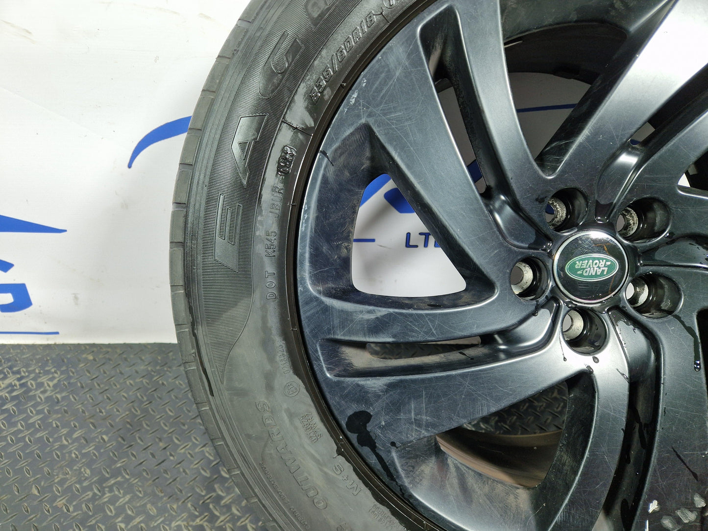 Land Rover Range Rover Evoque L551 Alloy Wheel With Tyre 4mm K8D2-1007-CA