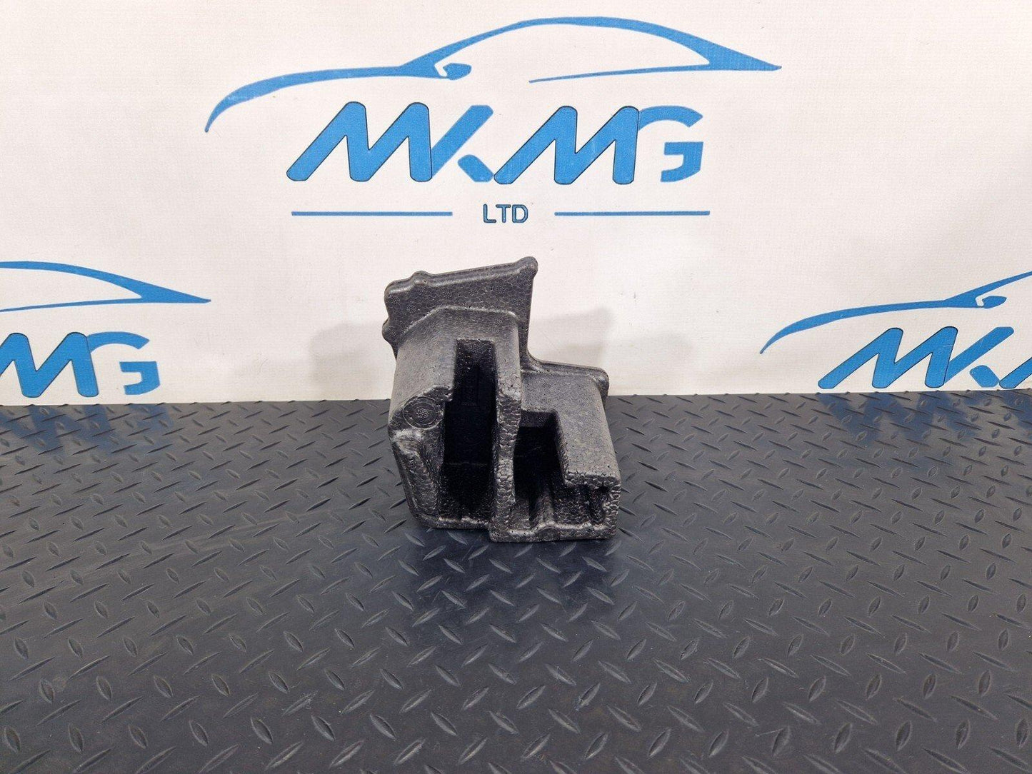14-21 BMW 2 SERIES GRAN TOURER F45 F46 218i OEM FOAM SUPPORT BRACKET 7426595