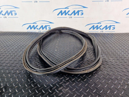 Mercedes-Benz    Unknown Part Type A1667400178