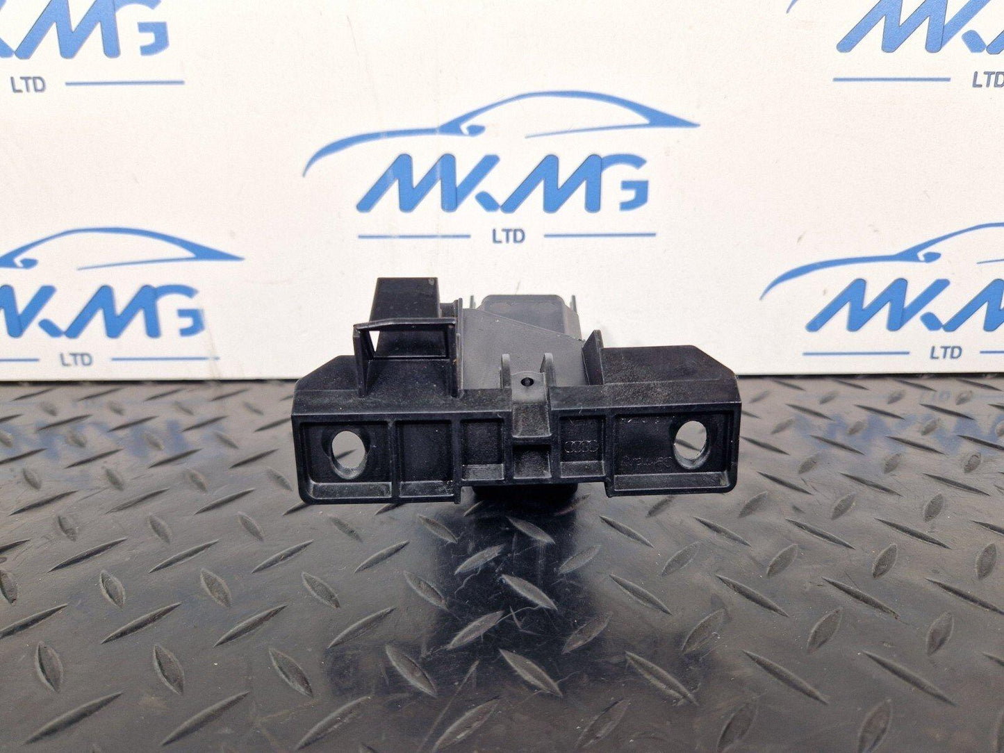 16-19 AUDI A4 AVANT B9 S-LINE GENUINE DIESEL FUSE BOX SET 8W0907285