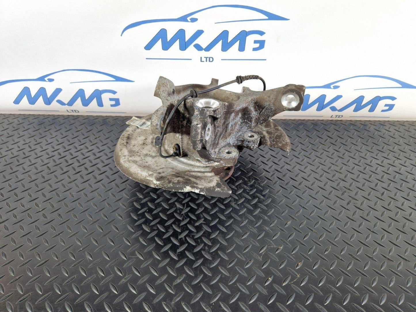 11-18 BMW 6 SERIES F06 OEM RHD REAR RIGHT WHEEL HUB 685289 6784901