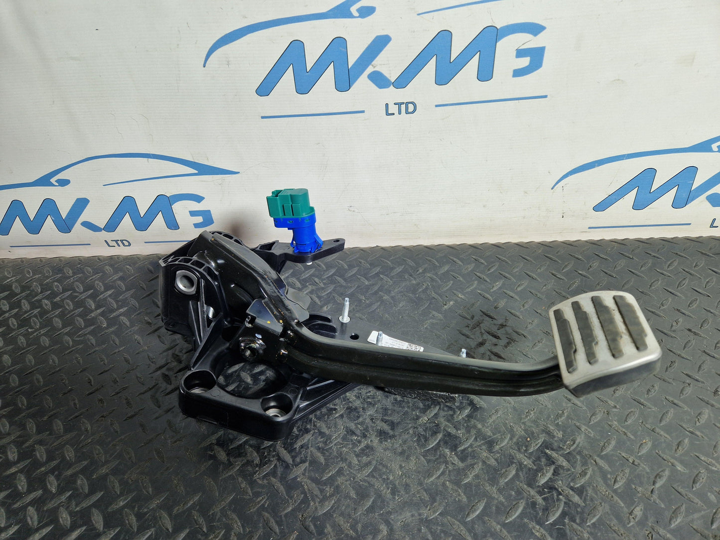 Land Rover Range Rover Evoque L551 2.0 Genuine Brake Pedal GJ3M-2D094-DB