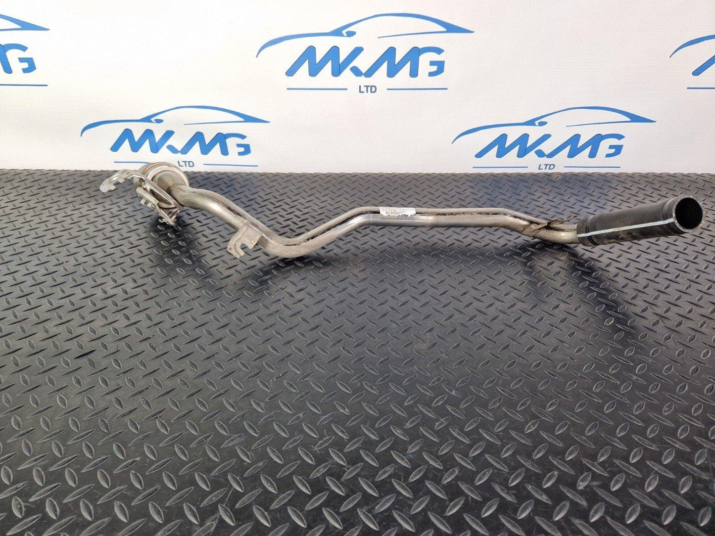 18-ON MERCEDES BENZ A CLASS W177 FUEL TANK FILLER PIPE LINE HOSE A1774700400